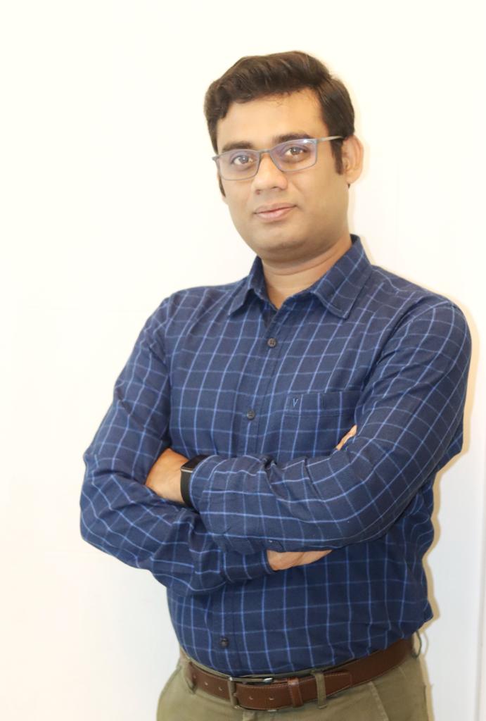Indrajeet Bariar - Founder & Director